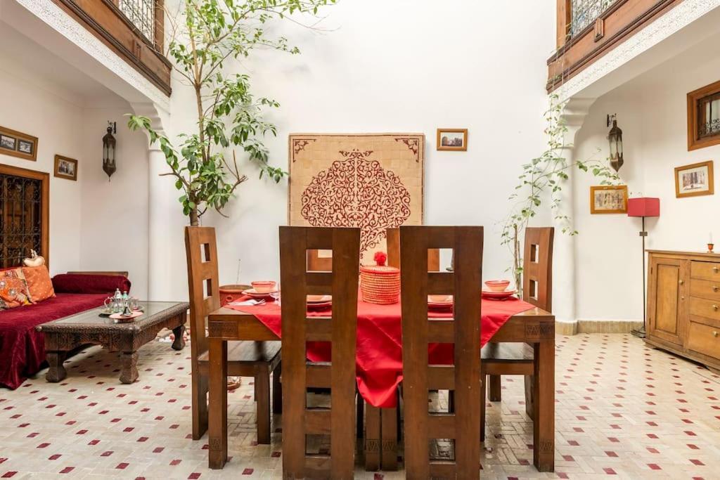 Alghani فيلة