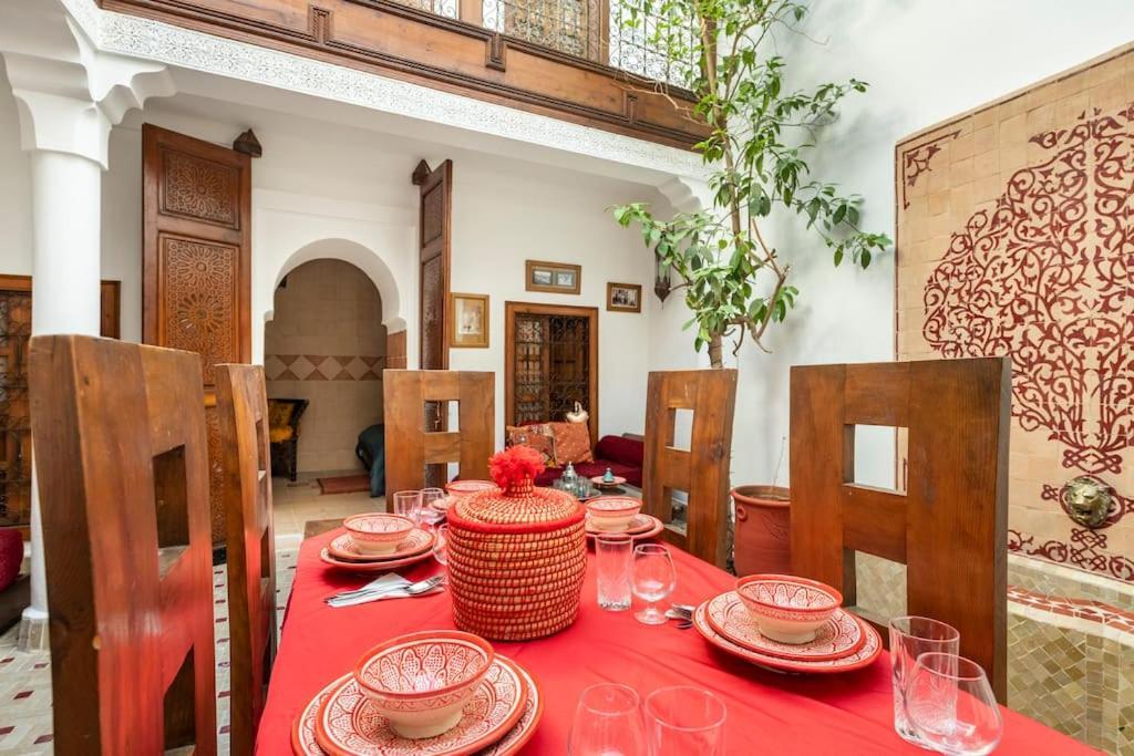 Alghani فيلة *
